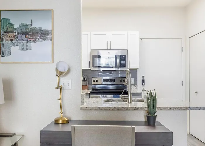 Landing Incredible 1Bd Game Room Clubhouse *